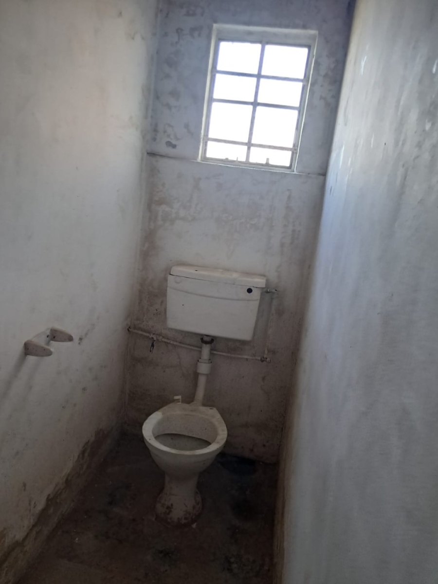 Commercial Property for Sale in Cape Road Industrial Eastern Cape